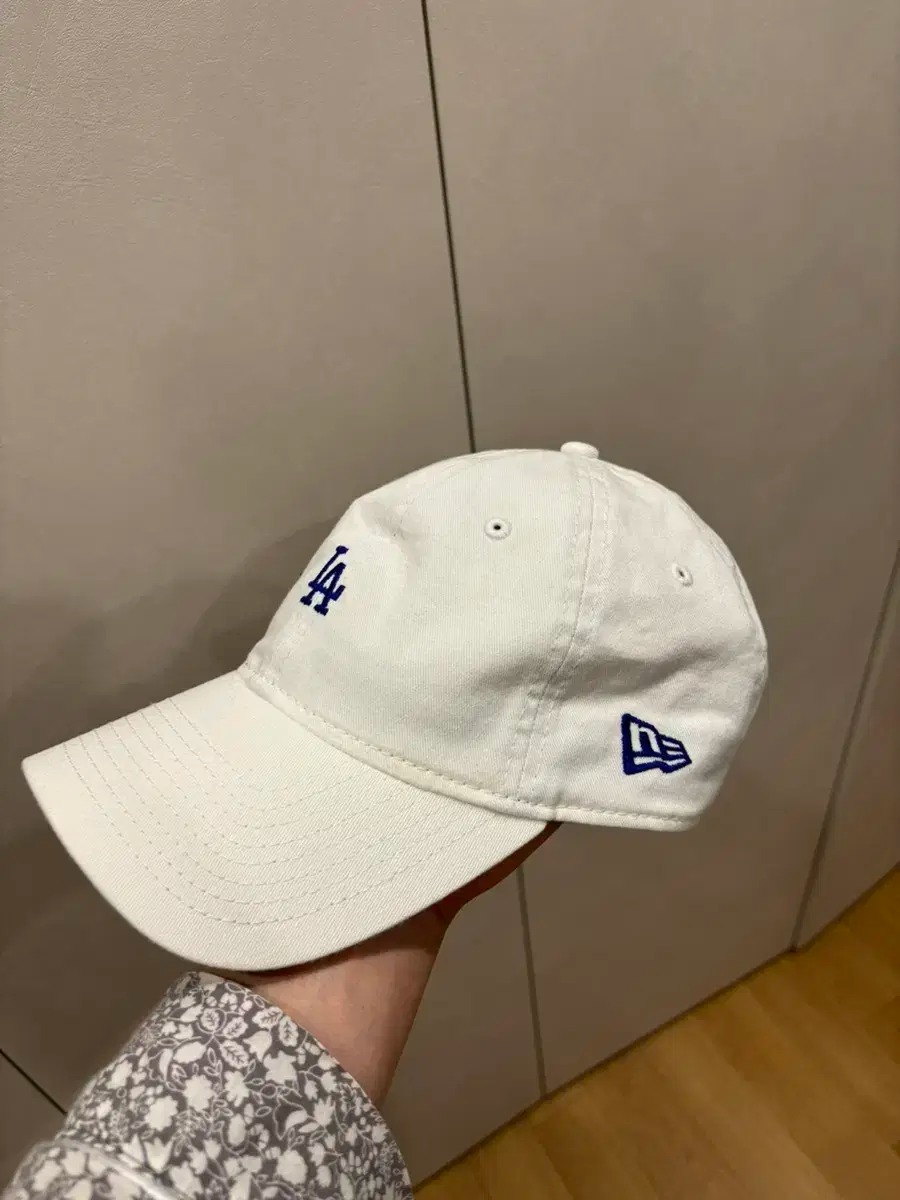 뉴에라 남녀공용 캡모자 판매