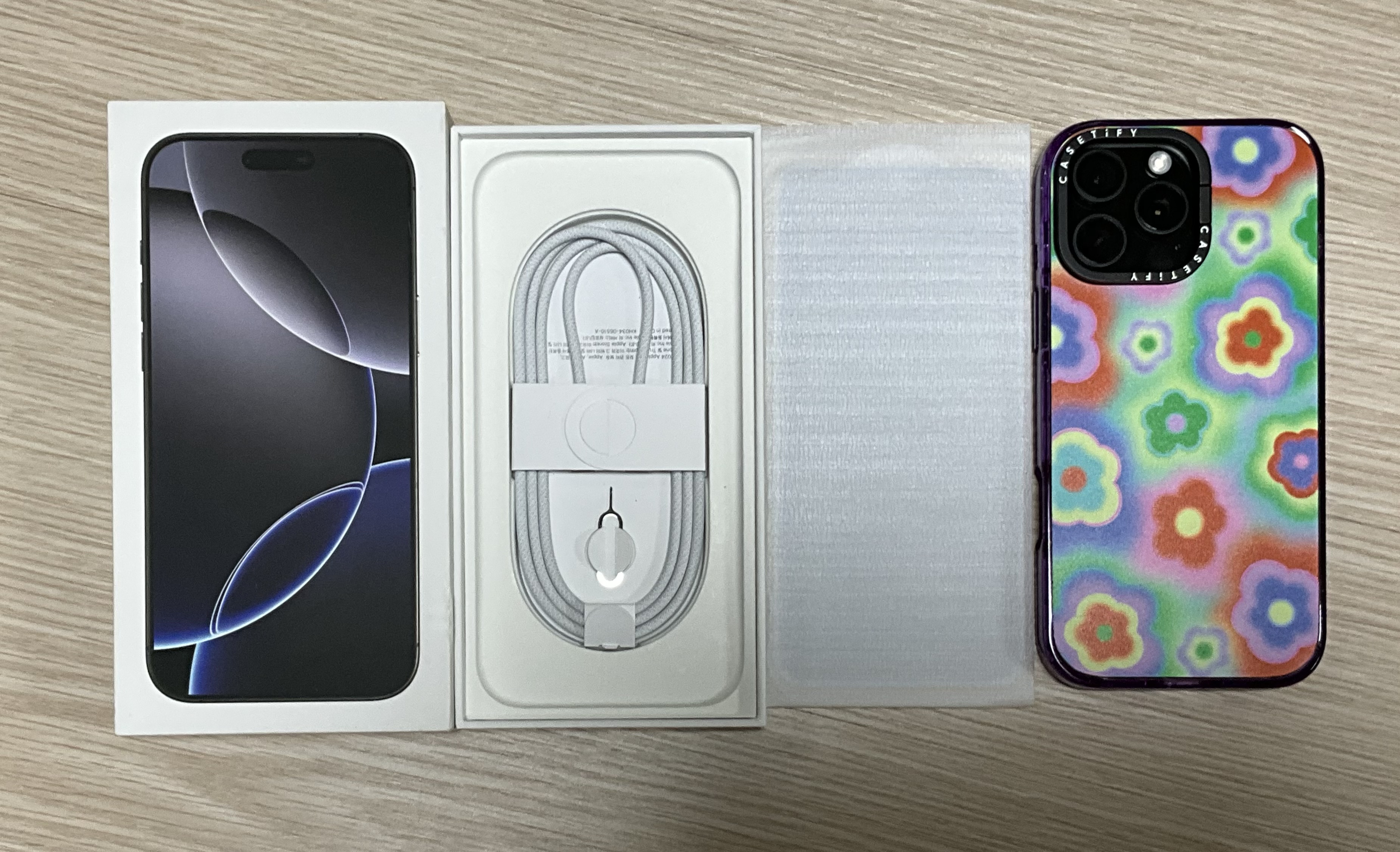 iPhone 16 Pro Max 블랙 티타늄