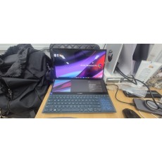 ASUS Zenbook Pro Duo UX582Z